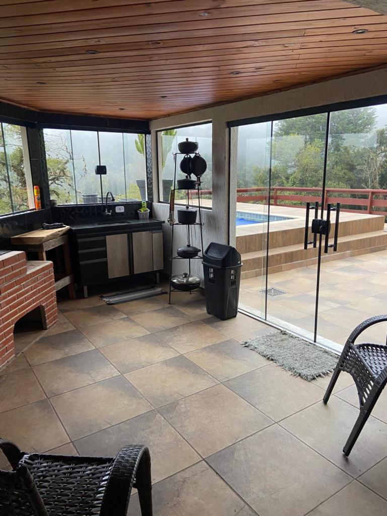 Casa de férias Lar - Chale Com 4 Quartos Em Campos do Jordão