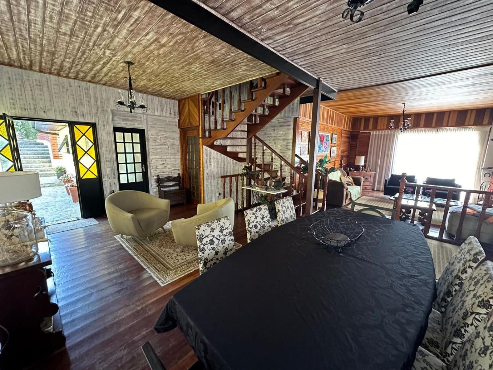 Lar - Chale Com 4 Quartos Em Casa de férias