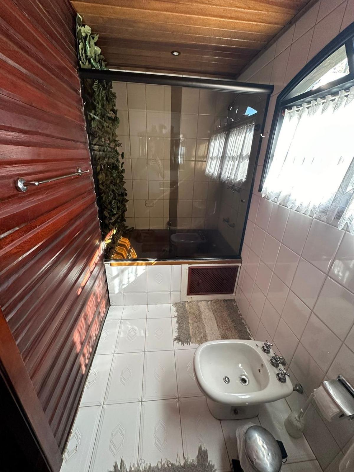 Lar - Chale Com 4 Quartos Em Casa de férias